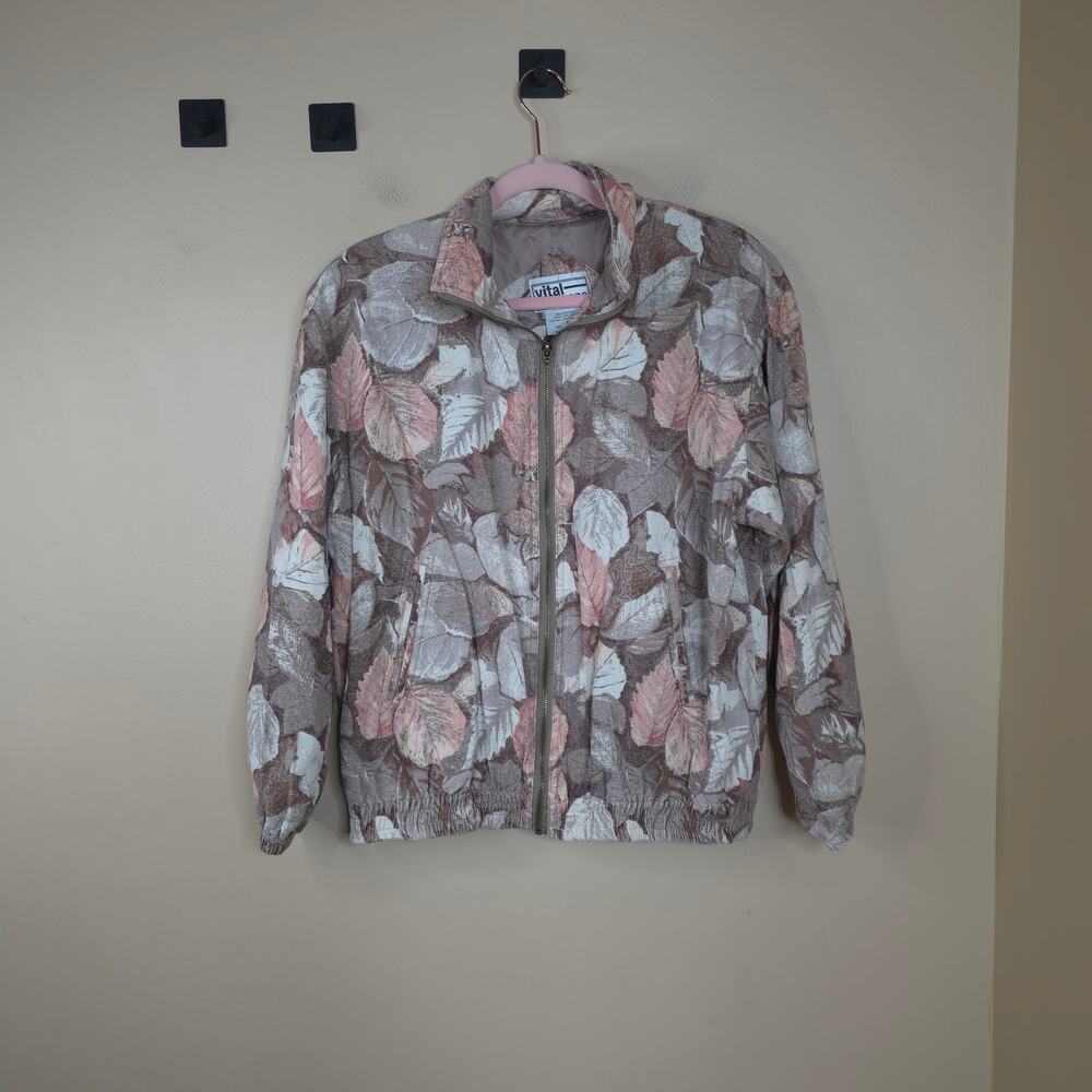 Vintage Vital Zone Full Zipp 100% Silk Bomber Jacket in Leaf Print Size S